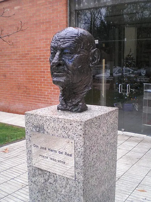 José Hierro Real