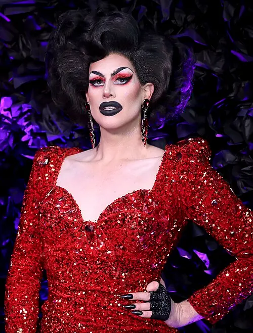 Dusty Ray Bottoms