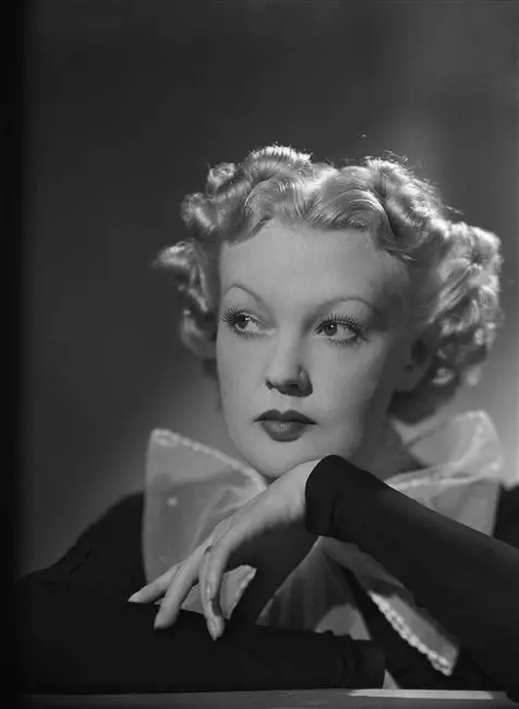 Jeanne Aubert