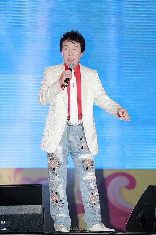 송대관