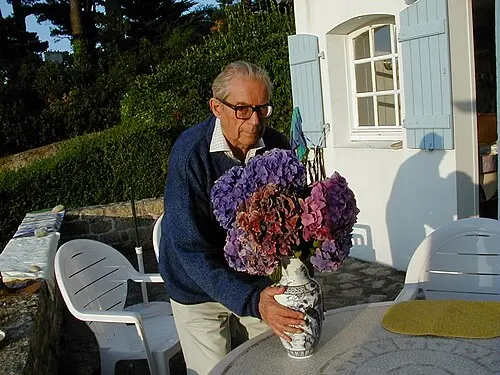 Claude Pascal
