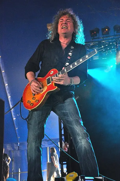 Dave Meniketti