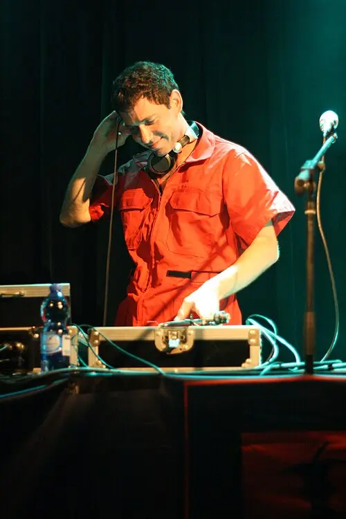 Erez Todres