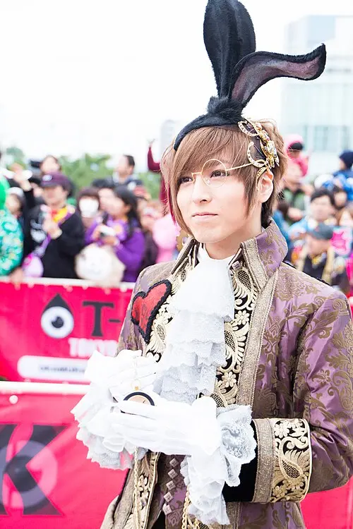 蒼井翔太