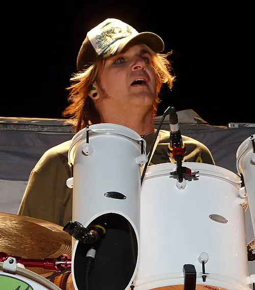 Rikki Rockett