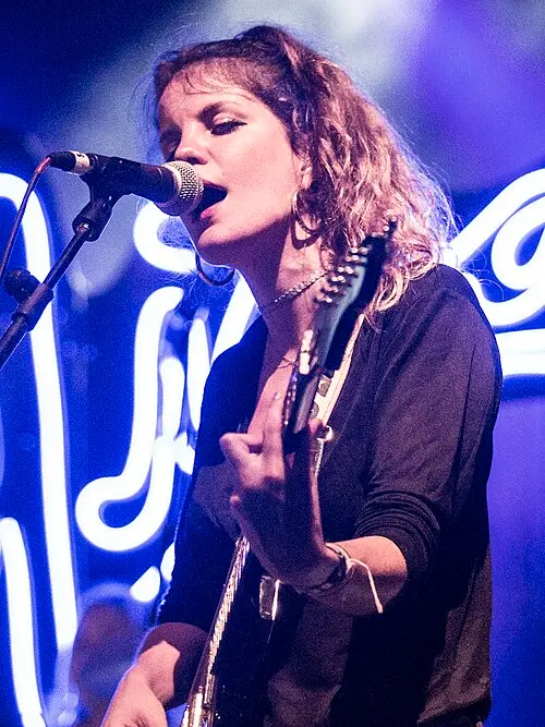 Carlotta Cosials
