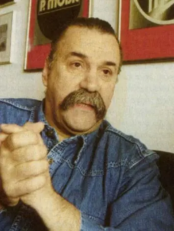 Schuster Lóránt