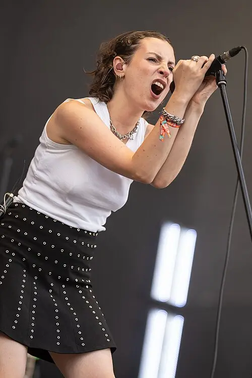 Adé