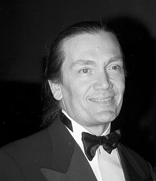G.E. Smith