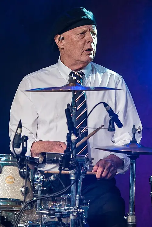 Bobby Elliott