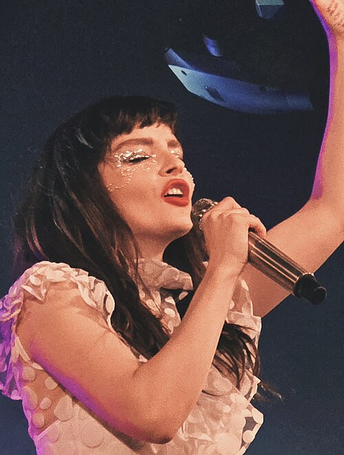 Lauren Mayberry