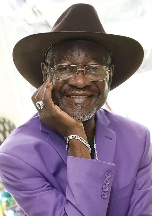 Frank Bey