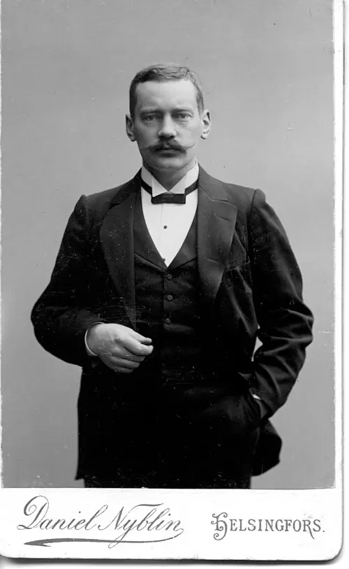 Adolf Paul