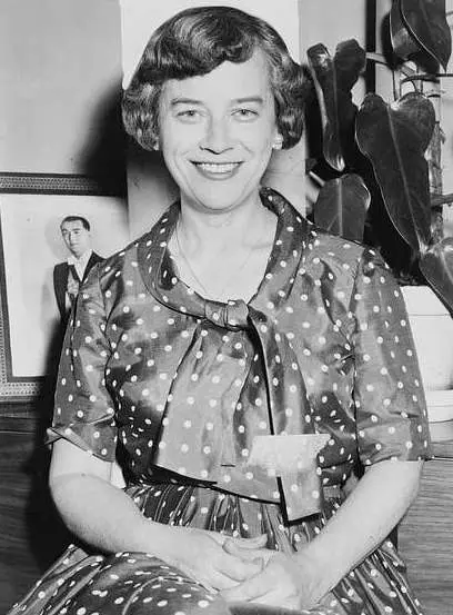Dora Vasconcellos