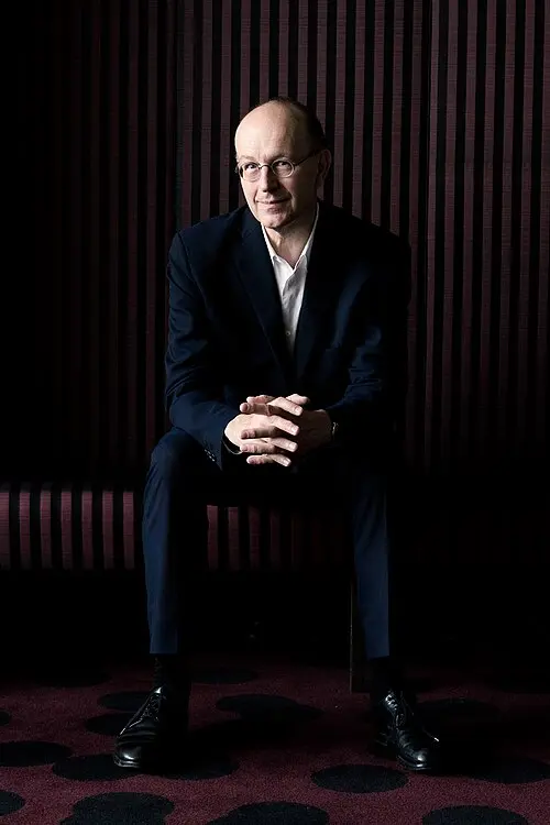 Thomas Larcher