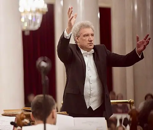 Андрей Аниханов