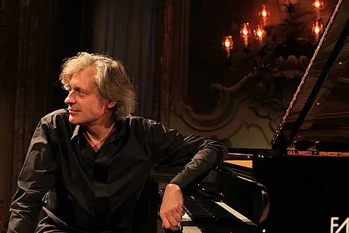 Dimitri Naïditch