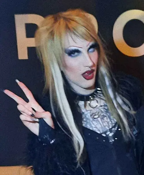 6arelyhuman