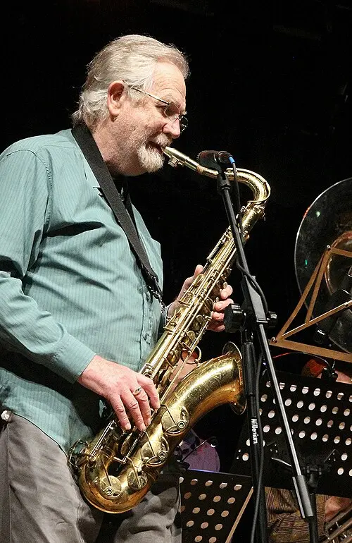 Lou Gare
