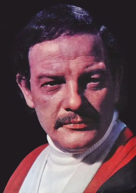 Enrique Dumas