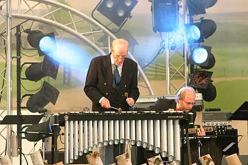 Erik Lindström