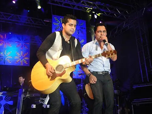 Marcelinho de Lima & Camargo