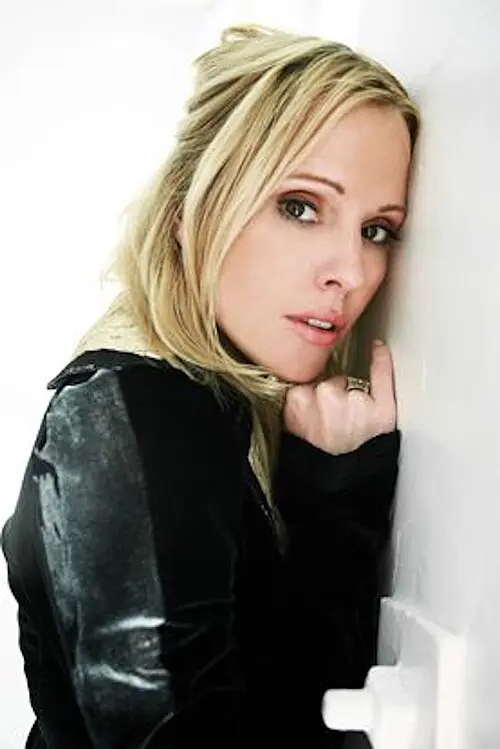 Emma Caulfield