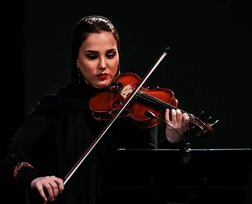Niloofar Mohebbi