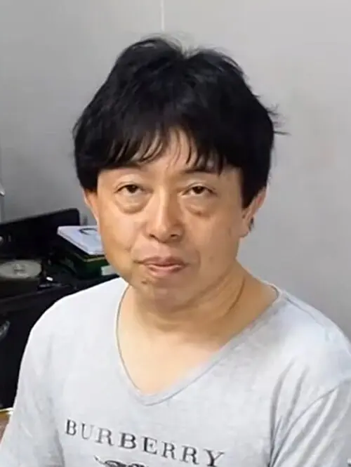 菅沼孝三