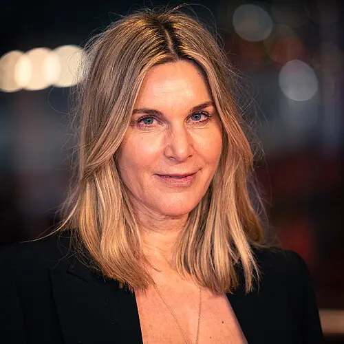 Nele Mueller-Stöfen