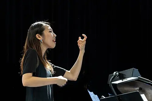 Miho Hazama