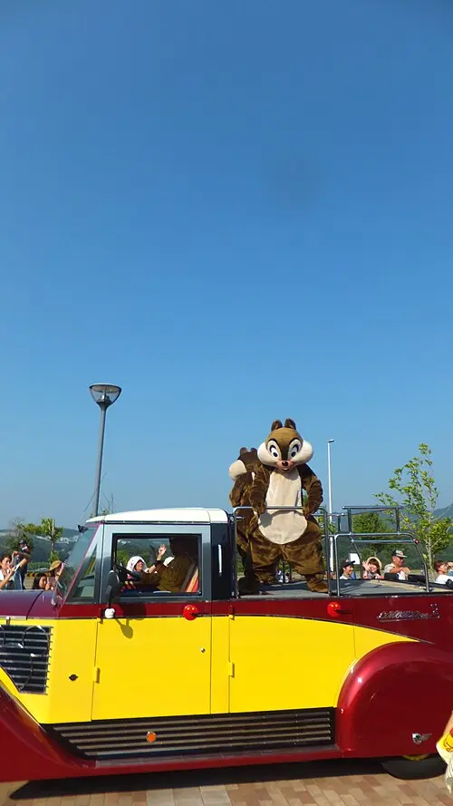 Chip & Dale