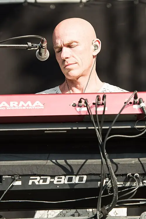 Mark Kelly