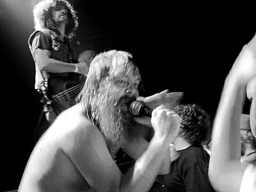 Valient Thorr