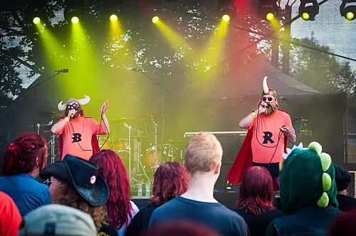 Bat & Ryyd