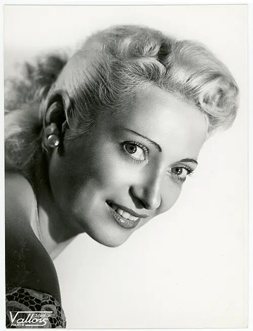 Anny Flore