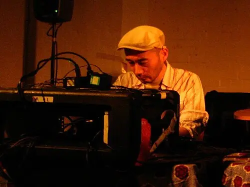 中村としまる
