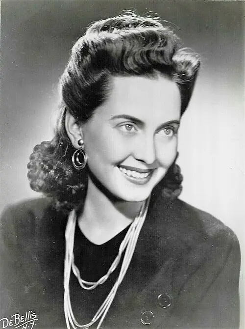 Annamary Dickey