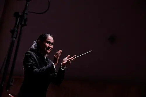 Simone Menezes
