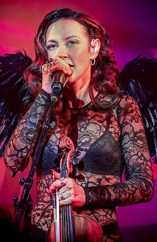 Amanda Shires