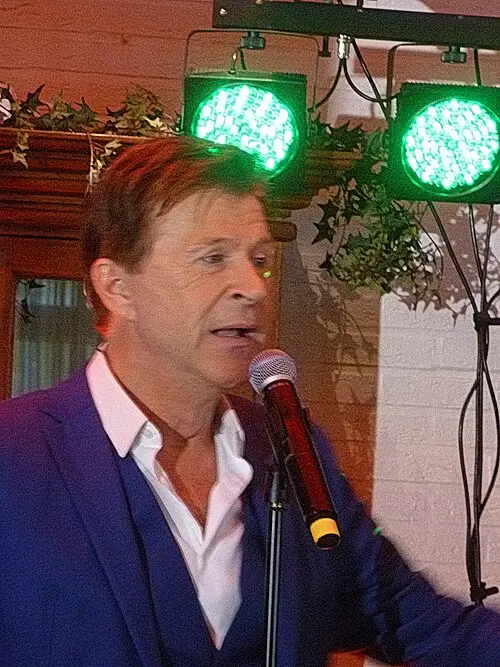 Jo Vally