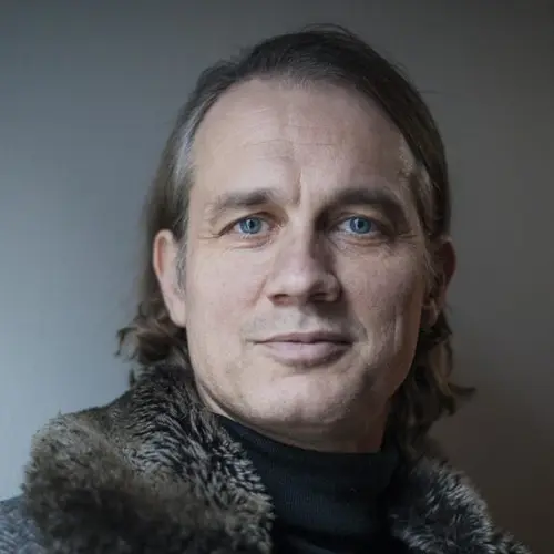 Ralf Bauer