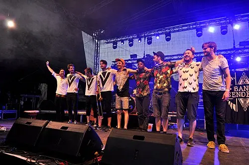 Banda Senderos
