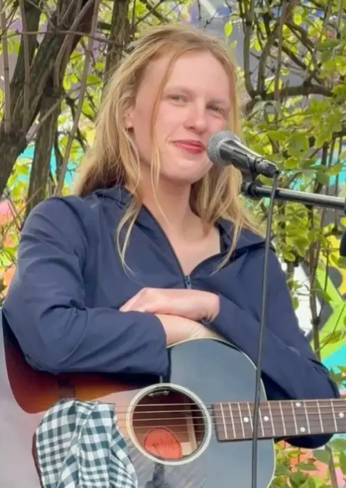 Audrey Hobert