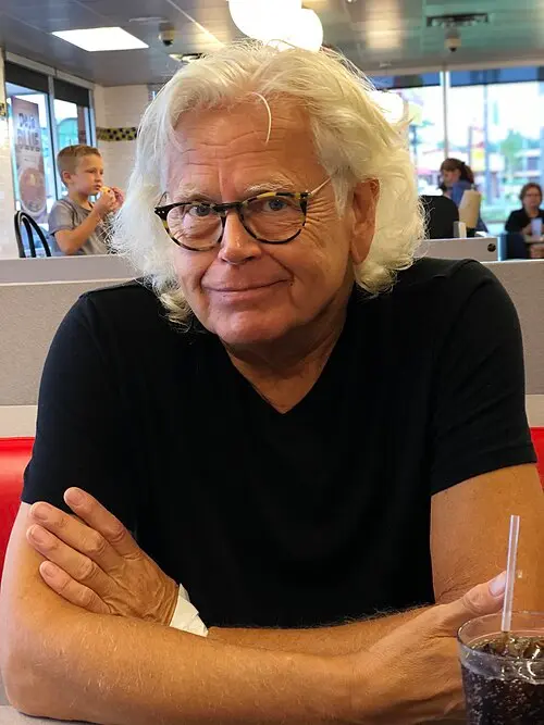 Walter Egan