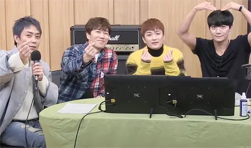 SECHSKIES