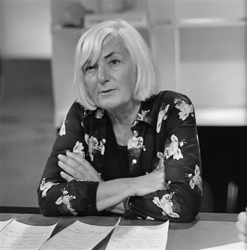 Jeanne Roos
