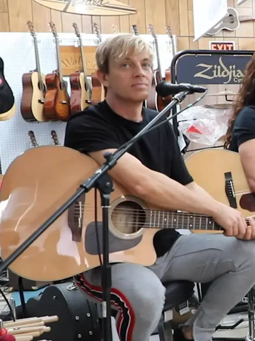 Shane Gaalaas