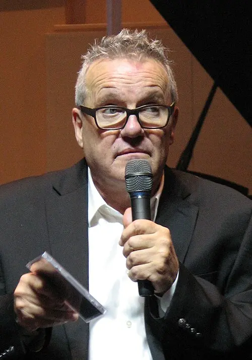 Mark Lowry