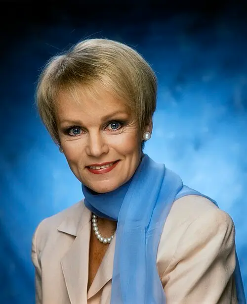 Katri Helena